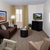 Отель Candlewood Suites Fort Campbell - Oak Grove, an IHG Hotel, фото 2