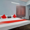 Отель iROOMZ Grand Aarvi Suites, фото 5