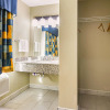 Отель Rodeway Inn And Suites, фото 9