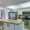 Отель Sanibel Siesta on the Beach Unit 305 2 Bedrooms 2 Bathrooms Condo, фото 8