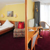 Отель Land-gut-Hotel Landhotel Plauen - Gasthof Zwoschwitz, фото 2