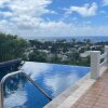 Отель Beautiful 4-bed House With Stunning sea Views, фото 13