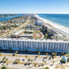 Отель Seacrest 201A is a Studio w/Kitchenette on the Gulf by RedAwning, фото 15