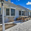 Отель Cape Cod Retreat w/ Gas Grill: Steps to Beach, фото 1