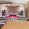 Отель Quality Inn and Suites Livonia, фото 15