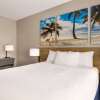 Отель Days Inn by Wyndham Miami Airport North, фото 5