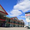Отель Tobin Lake Motel, фото 6