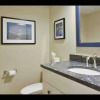 Отель In the Heart of Harbour Town 2BR 2BA Pool Access Close to Beach, фото 3