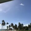 Отель Studio in Le Gosier, With Wonderful sea View, Enclosed Garden and Wifi в Ле-Гозье