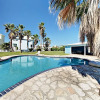 Отель Beachy Keen - Five Bedroom Home, фото 18