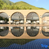 Отель Lugu Lake Arabella Lake View Manor, фото 1