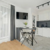 Отель Dark Grey Apartment in Poznan by Renters, фото 9