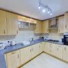 Отель Orange Town House - Shaw Road, Only 6 Minutes to City Centre, фото 5