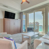 Отель Pensacola Beach Penthouse w/ View + Pool Access!, фото 13