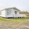 Отель Cosy Home In Hastings With Balcony Vr, фото 15