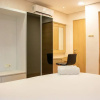 Отель Comfort 2Br Loft Apartment At Maqna Residence, фото 13