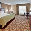 Отель Holiday Inn Express Hotel and Suites St. Charles, an IHG Hotel, фото 7