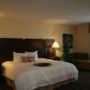 Отель Hampton Inn & Suites Orlando-John Young Pkwy/S. Park, фото 4