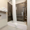 Отель Comfort Suites Greenville, фото 8