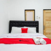 Отель RedDoorz @ Demangan Sari Residence, фото 4