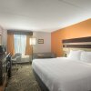 Отель La Quinta Inn & Suites by Wyndham Branson, фото 32