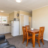 Отель Waitangi Beach Unit B, фото 11