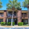 Отель Beachwalk Condominiums, фото 1