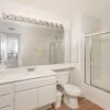Отель Irvine Comfort Collection 2 bed & 2 Bath, фото 9