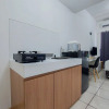 Отель Homey And Elegant Studio Apartment M-Town Residence, фото 5