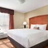 Отель Days Inn & Suites by Wyndham Sherwood Park Edmonton, фото 30