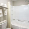 Отель Quality Suites Hickory South, фото 8