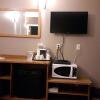 Отель Canway Inn & Suites, фото 3