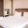 Отель Comfortable Studio Room near Airport at Skylounge Tamansari Apartment, фото 16