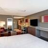 Отель Home2 Suites by Hilton Edmonton South, фото 2
