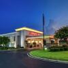 Отель Hampton Inn Corinth, фото 1