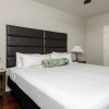 Отель CozySuites | TWO Bright And Comfy Apartments, фото 6