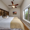 Отель Pilot Cove Forest Lodging, фото 16