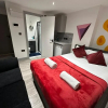 Отель Stunning 1-bed Apartment in Lewisham Se14, фото 1