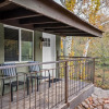 Отель Creekside Retreat 19 1 Bedroom Condo by RedAwning, фото 4