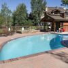 Отель Trappeur's Crossing Resort by Steamboat Resorts, фото 16