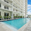 Отель Brickell Condo with Pool and Amazing view, фото 16