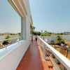 Отель Beachfront Modern Property With 2 Outdoor hot Tubs Only 300m From Restaurants Shops, фото 3