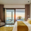Отель Incredible Camps Bay Villa With Sea and Mountain Views Sorrento, фото 4
