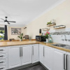 Отель Modern Apartment Close to City Centre 21, фото 4