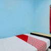 Отель OYO 93209 Guest House Cemara 3, фото 12