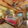 Отель Buckhorn  2 Bedroom Home with Hot Tub, фото 12