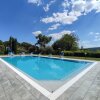 Отель Vibrant Holiday Home in Gambassi Terme With Bubble Bath, фото 5