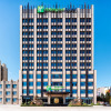 Отель Holiday Inn Express Xinji City Center, an IHG Hotel, фото 2