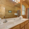 Отель Topsy, 5 Bedrooms, Hot Tub, Fireplace, Pool Access, Game Room, Sleeps 10, фото 13