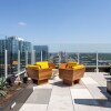 Отель 20th floor condo with pool on Rainey St by Locale, фото 15